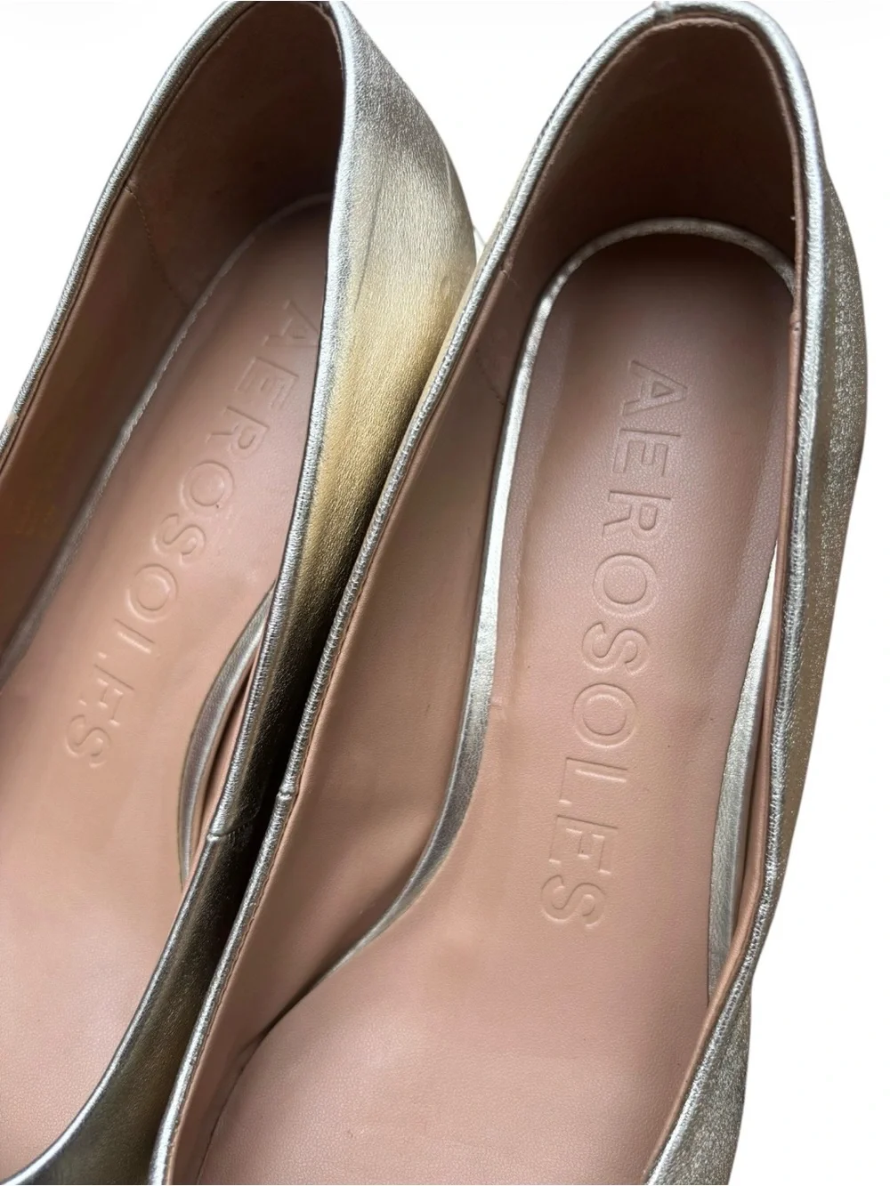 AEROSOLES metallic gold